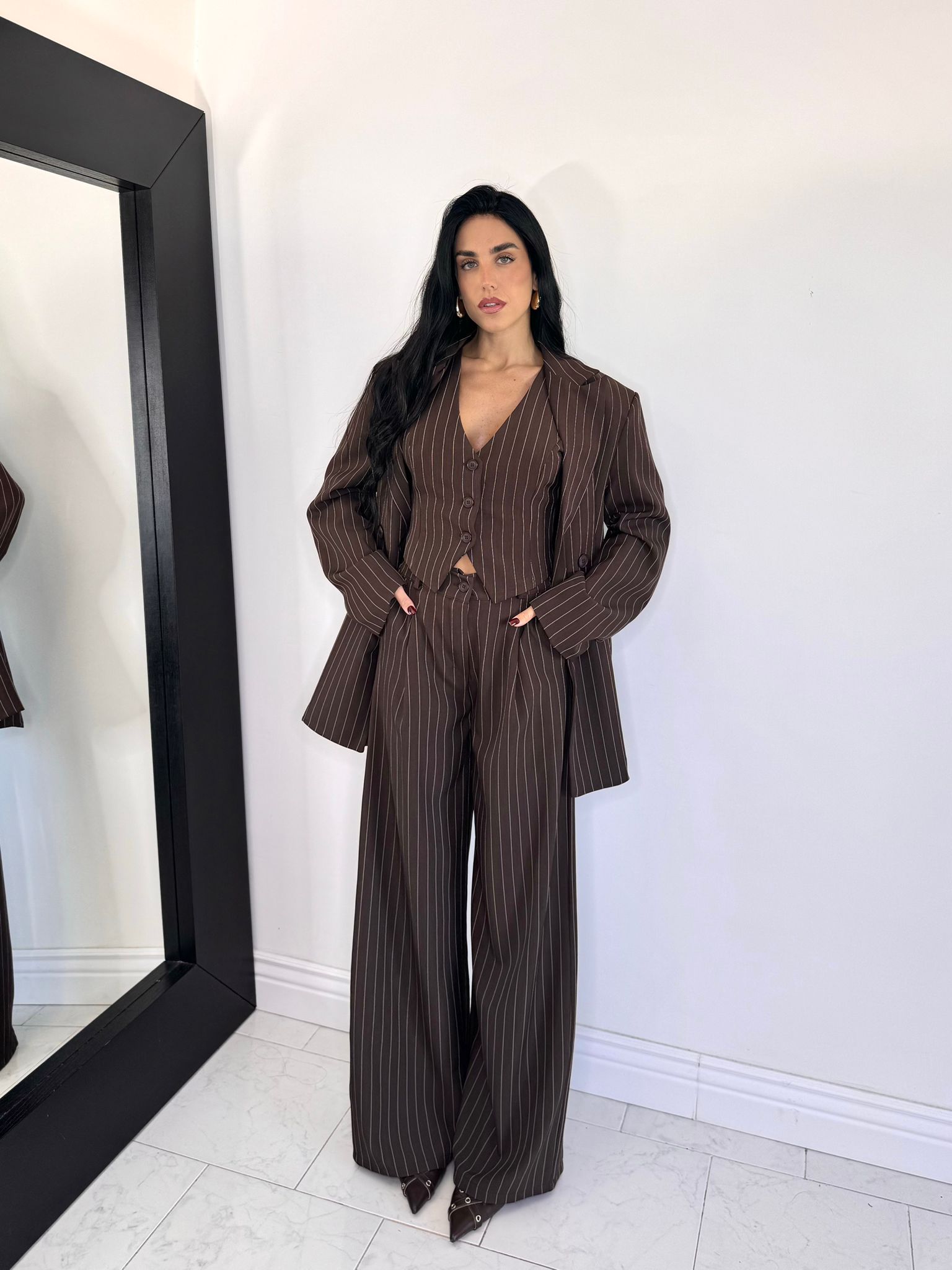 Tailleur tre pezzi marrone