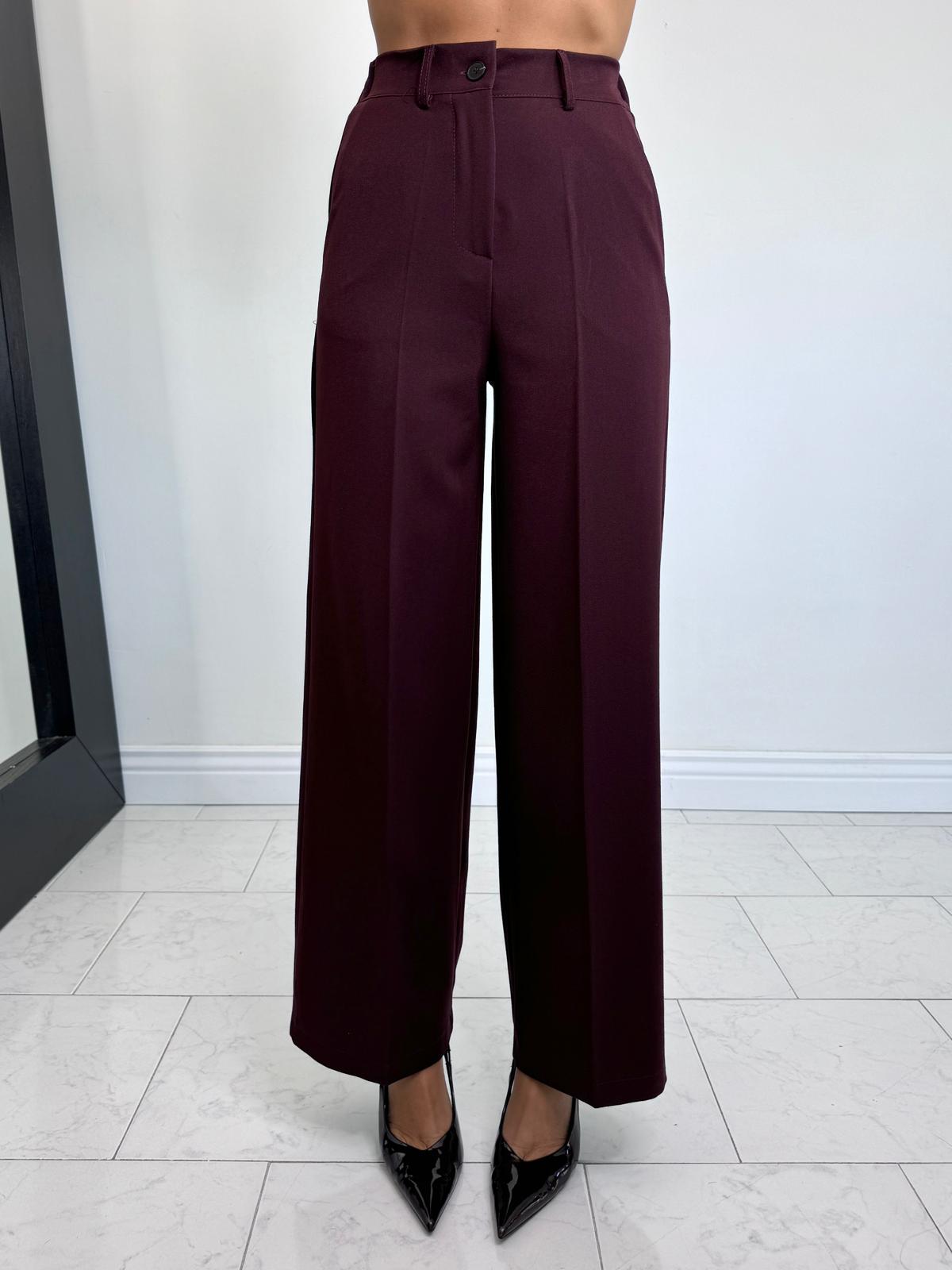 Tailleur formidable bordeaux