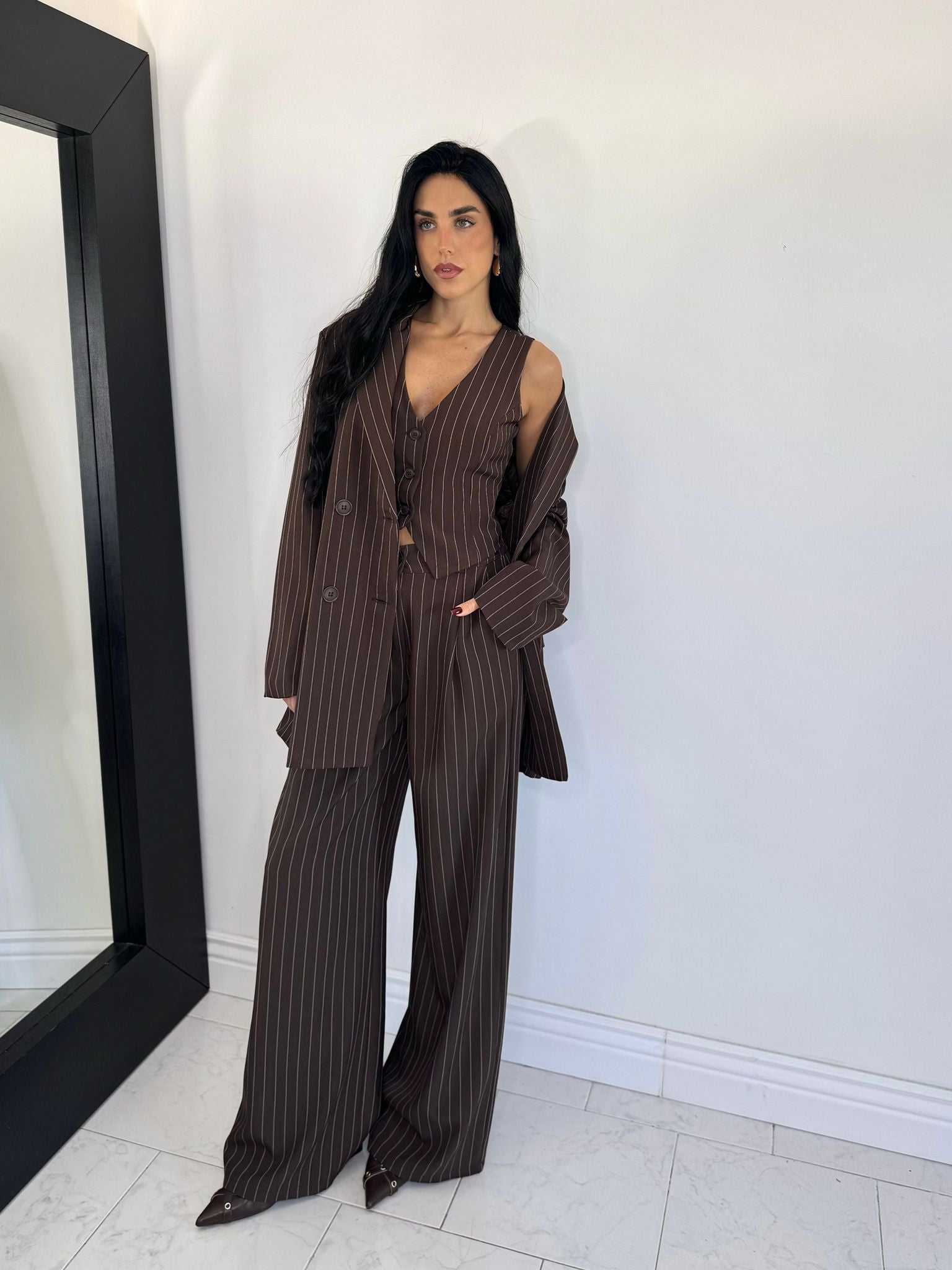 Tailleur tre pezzi marrone