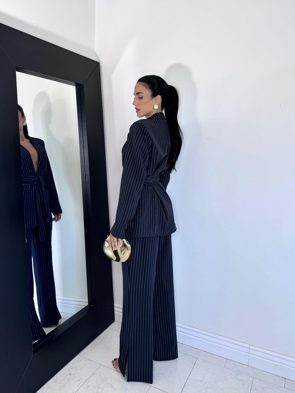 Tailleur gessato blu