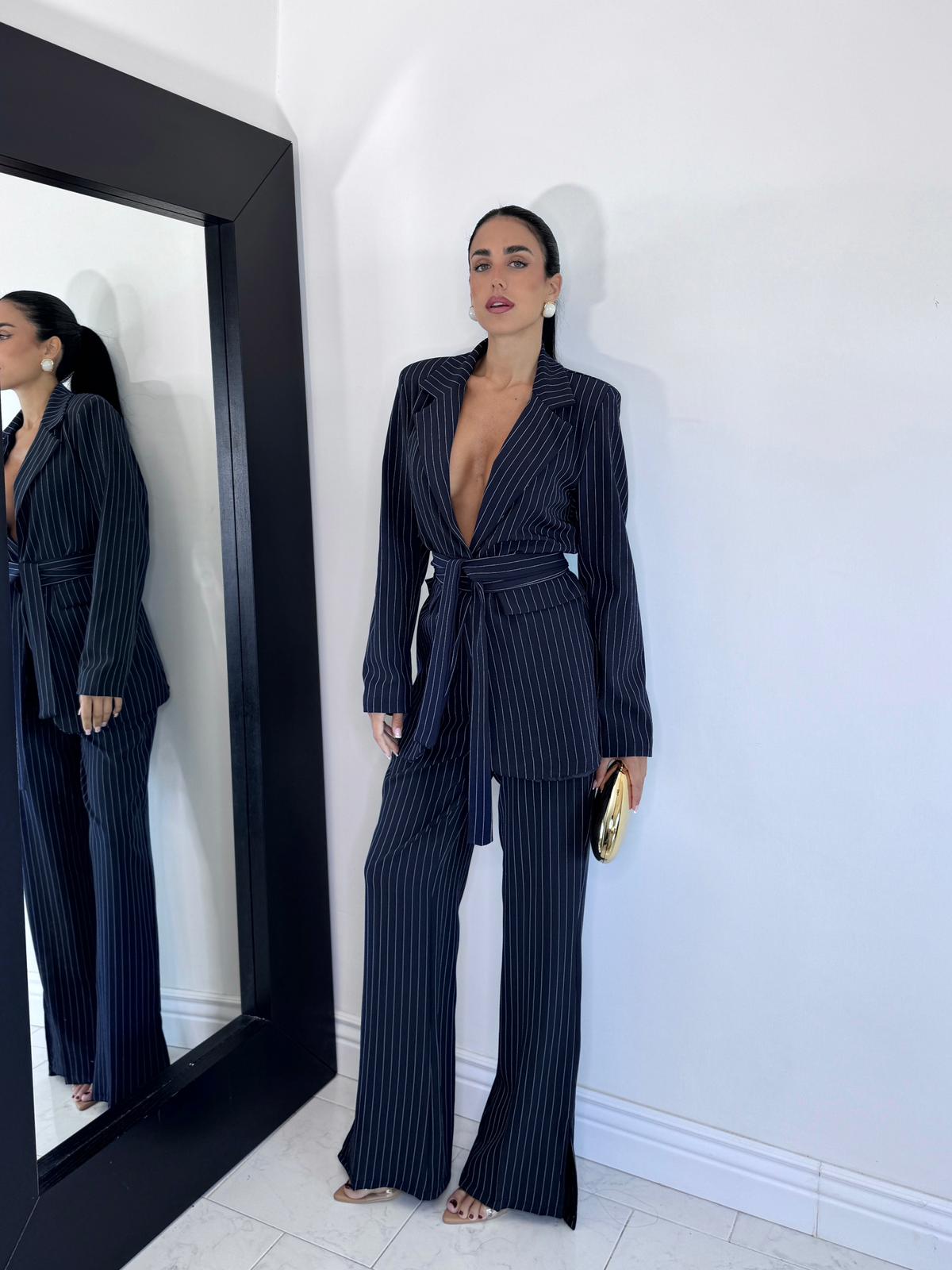 Tailleur gessato blu