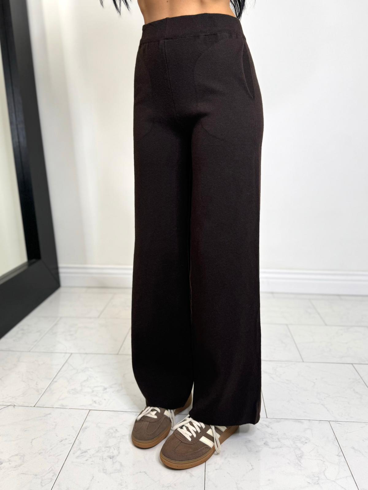 Cord set confy marrone