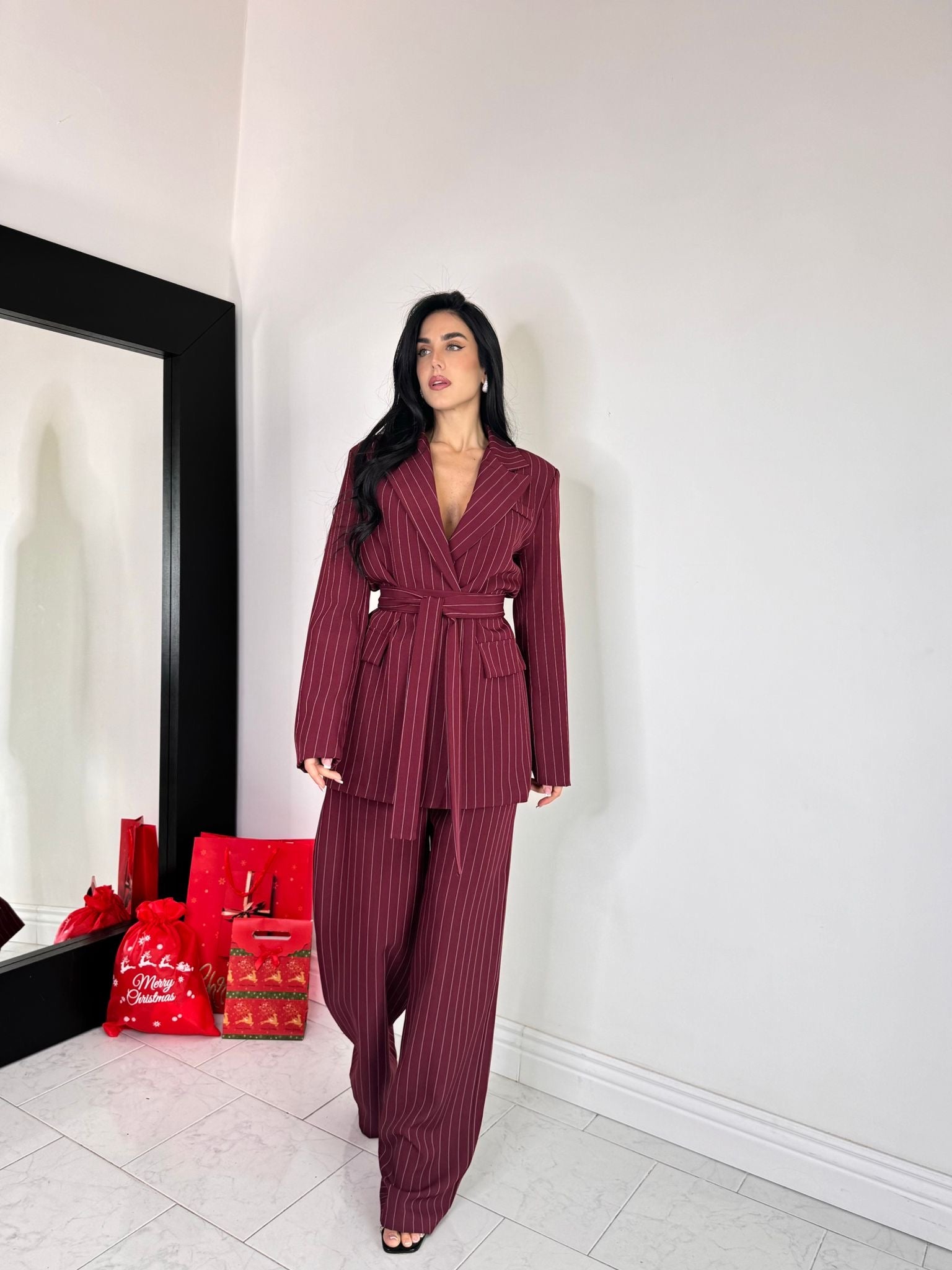 Tailleur gessato top quality bordeaux