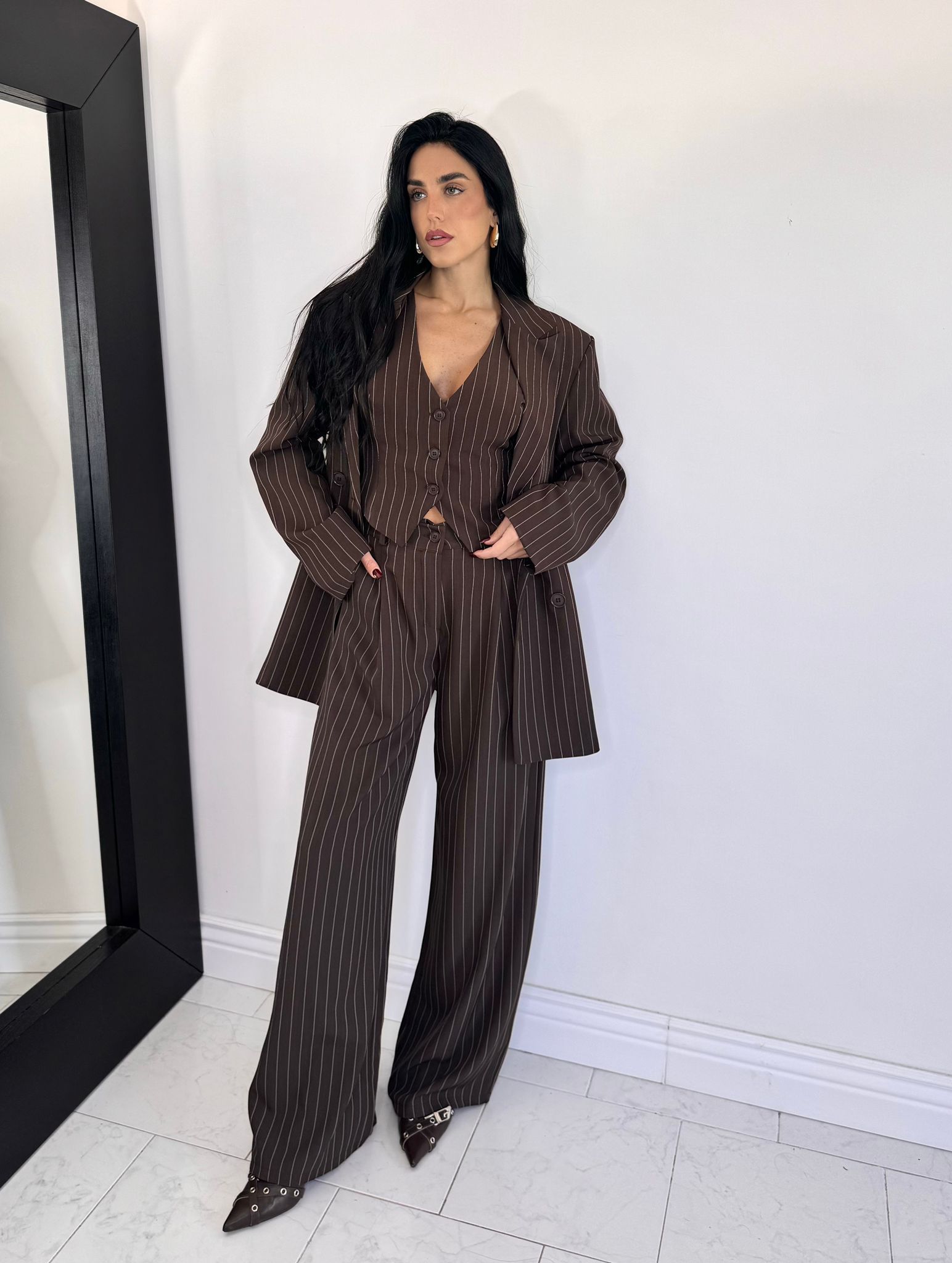 Tailleur tre pezzi marrone