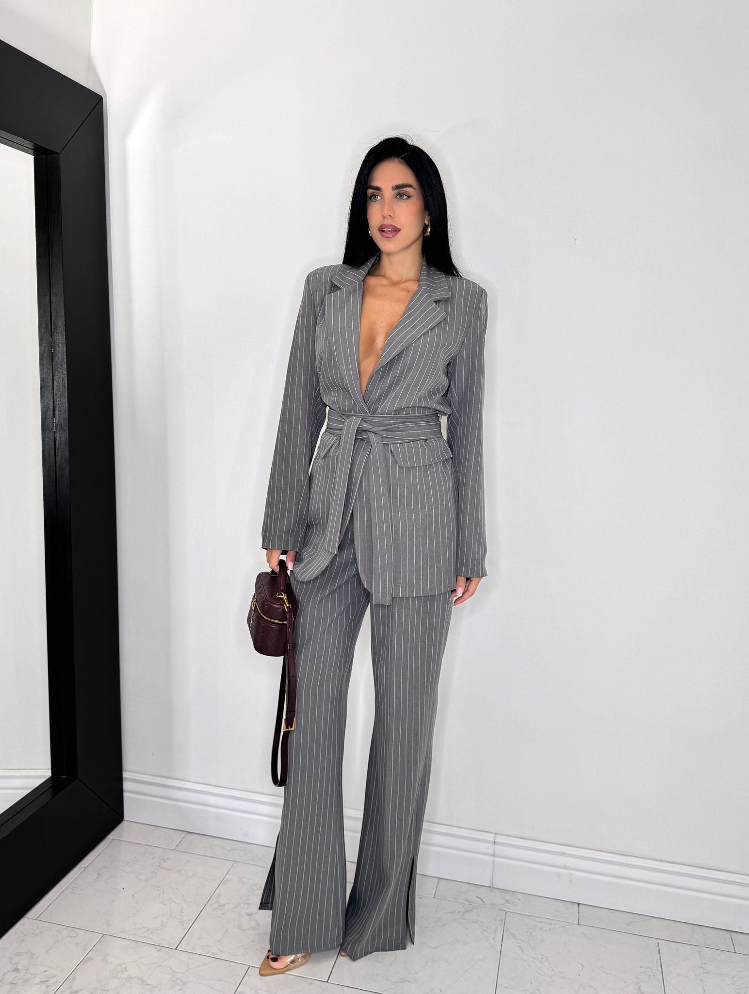 Tailleur gessato grigio