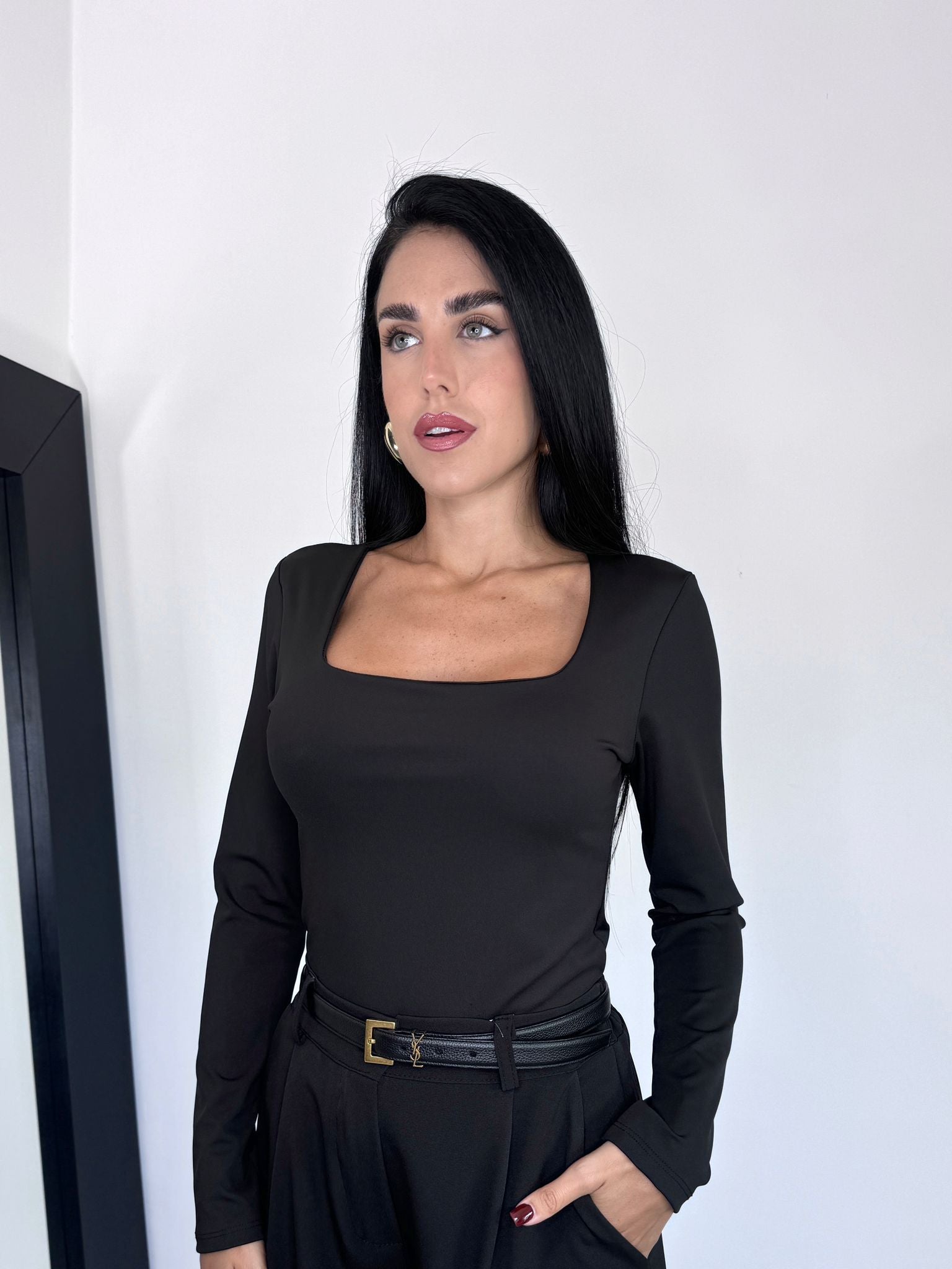 Body scollo quadrato nera