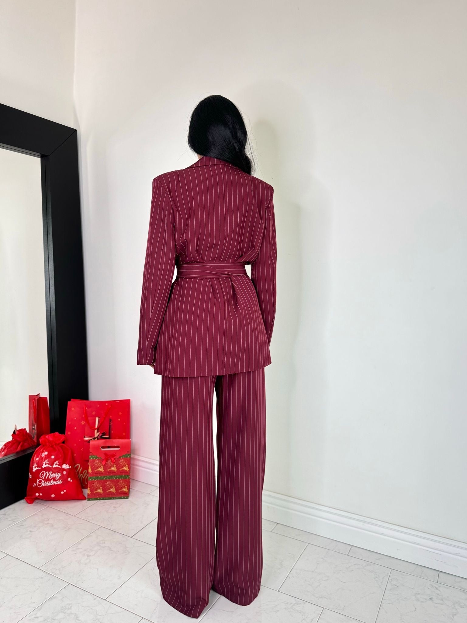 Tailleur gessato top quality bordeaux