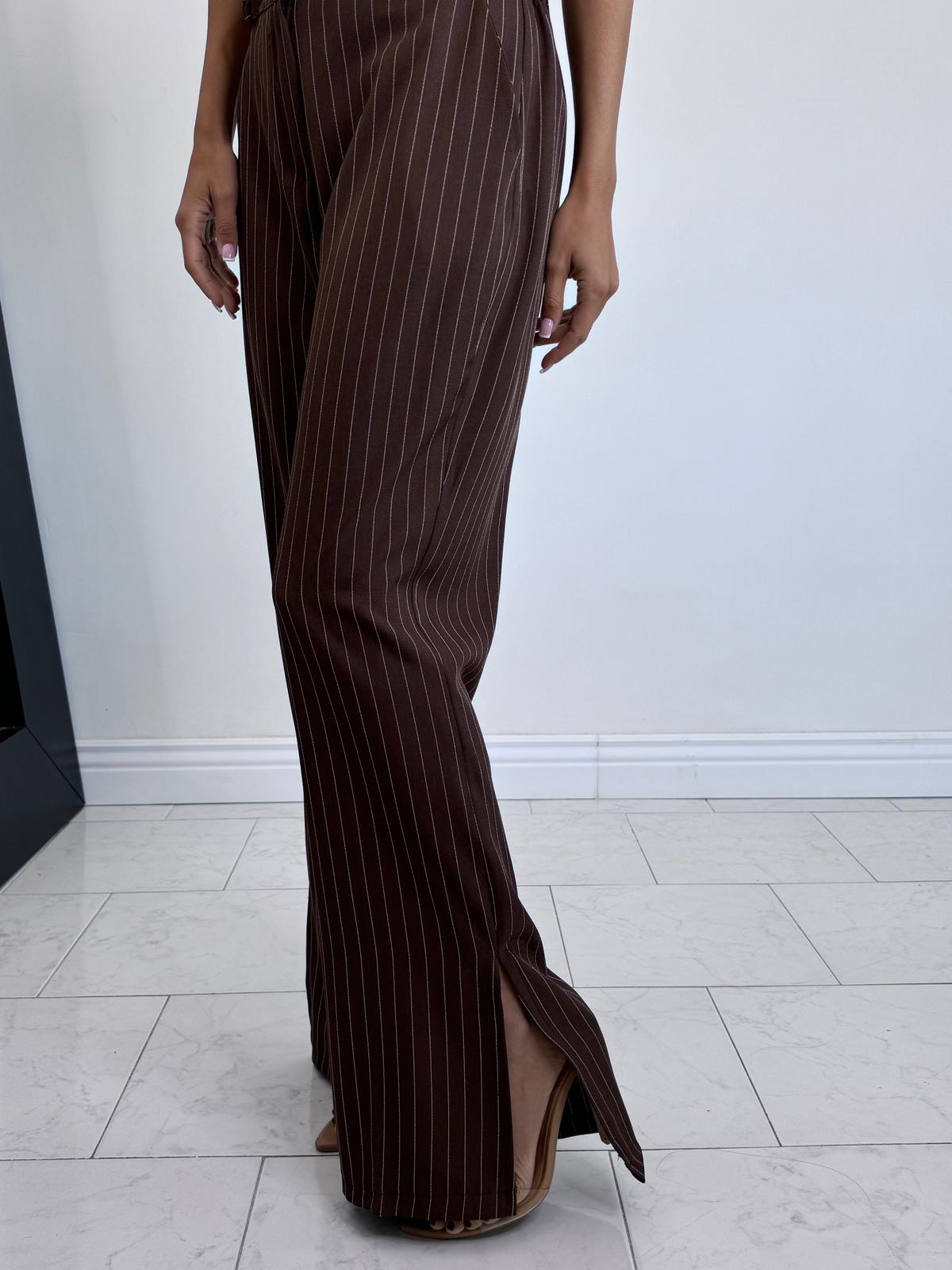 Tailleur gessato marrone