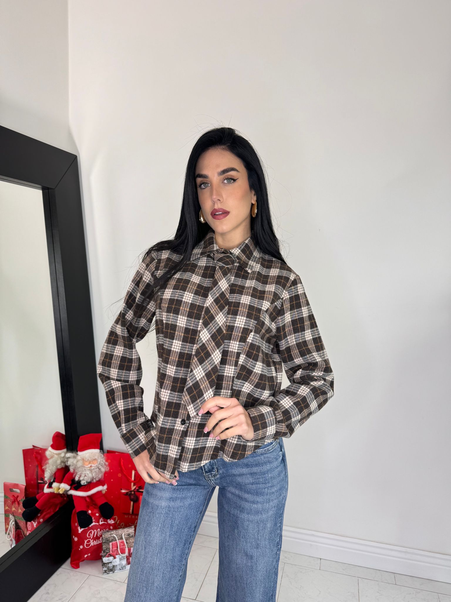 Camicia cravatta marrone