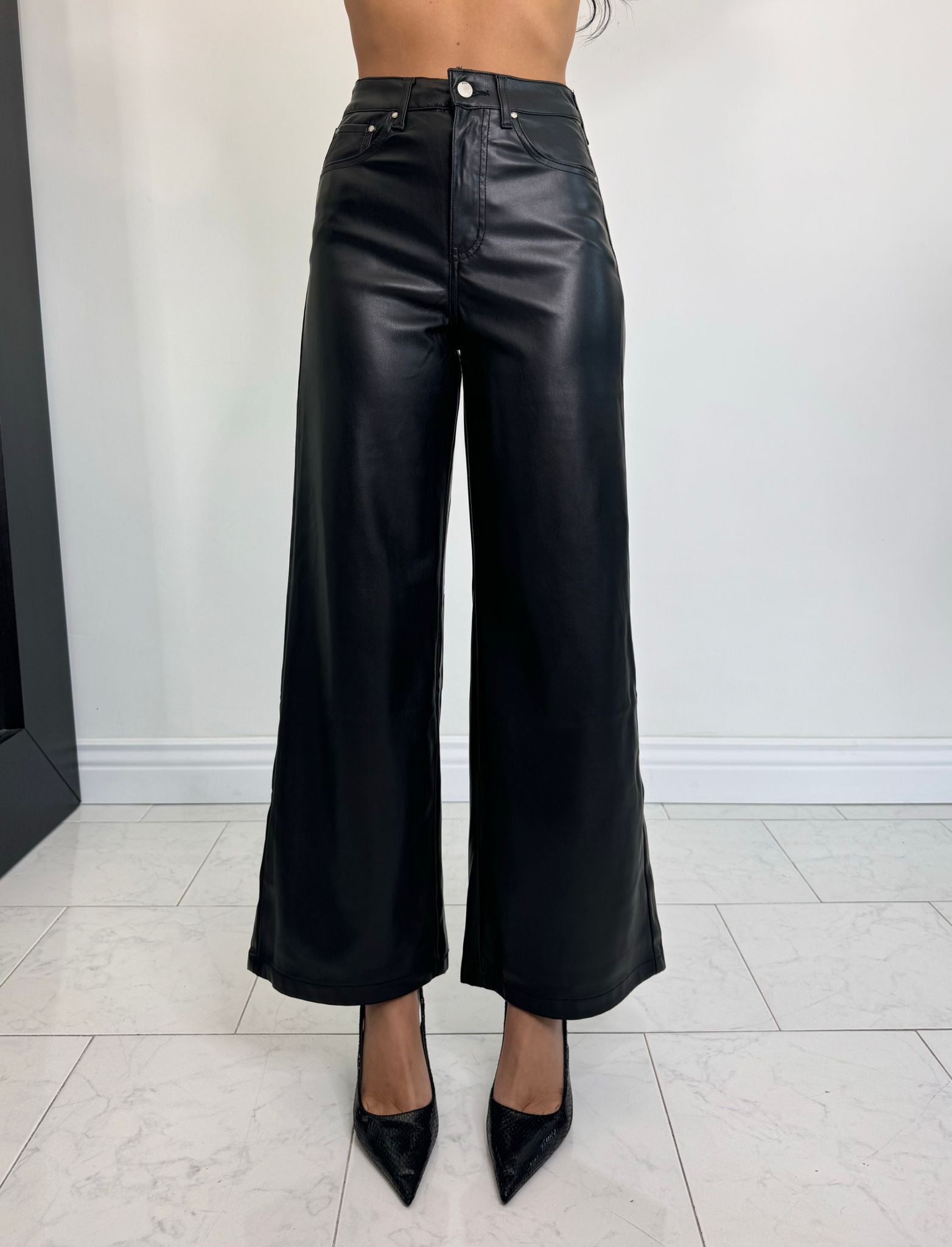 Pantalone ecopelle nero