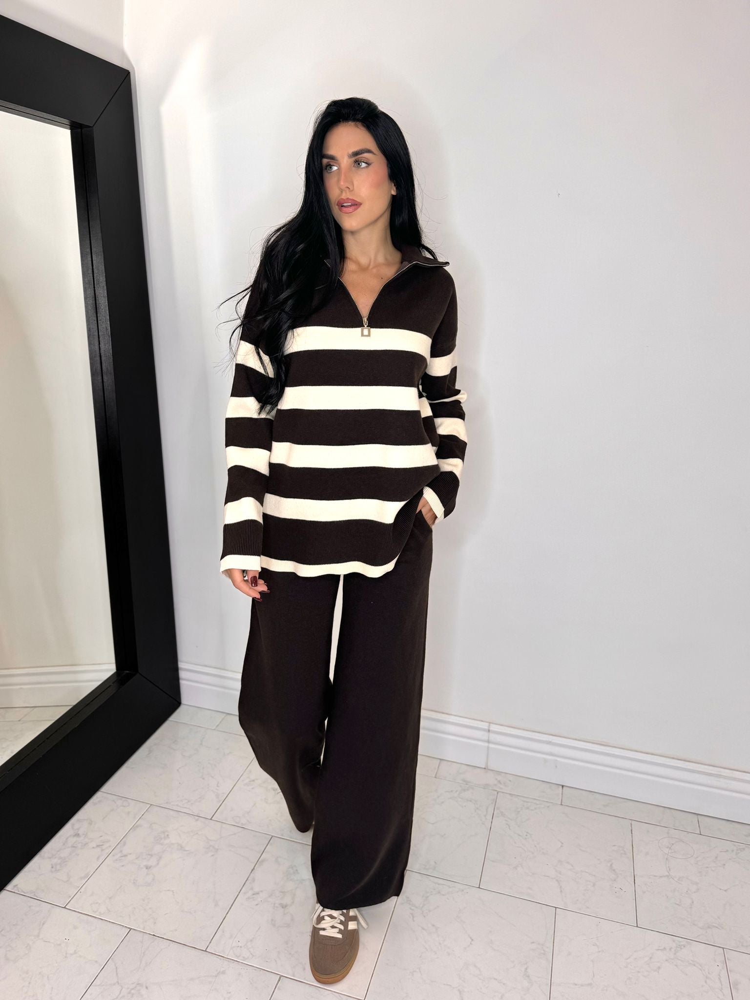 Cord set confy marrone