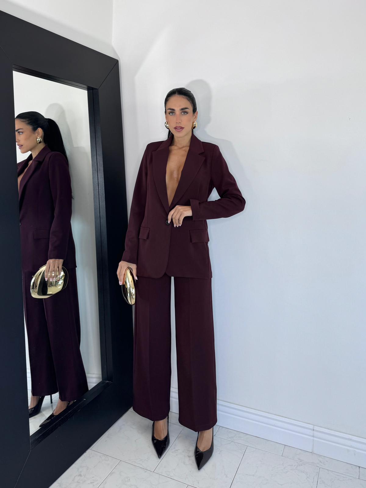 Tailleur formidable bordeaux