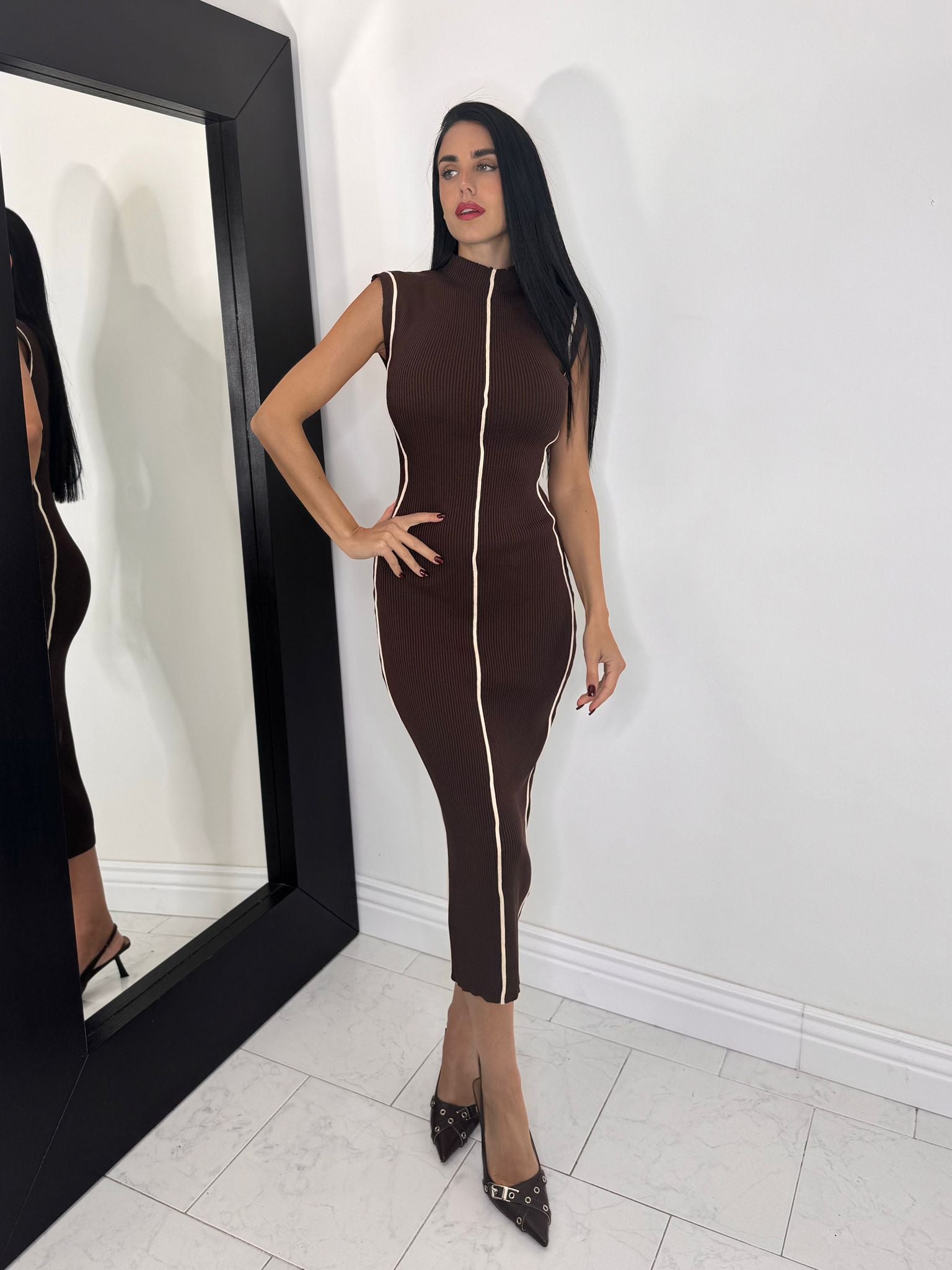 Abito marylin marrone