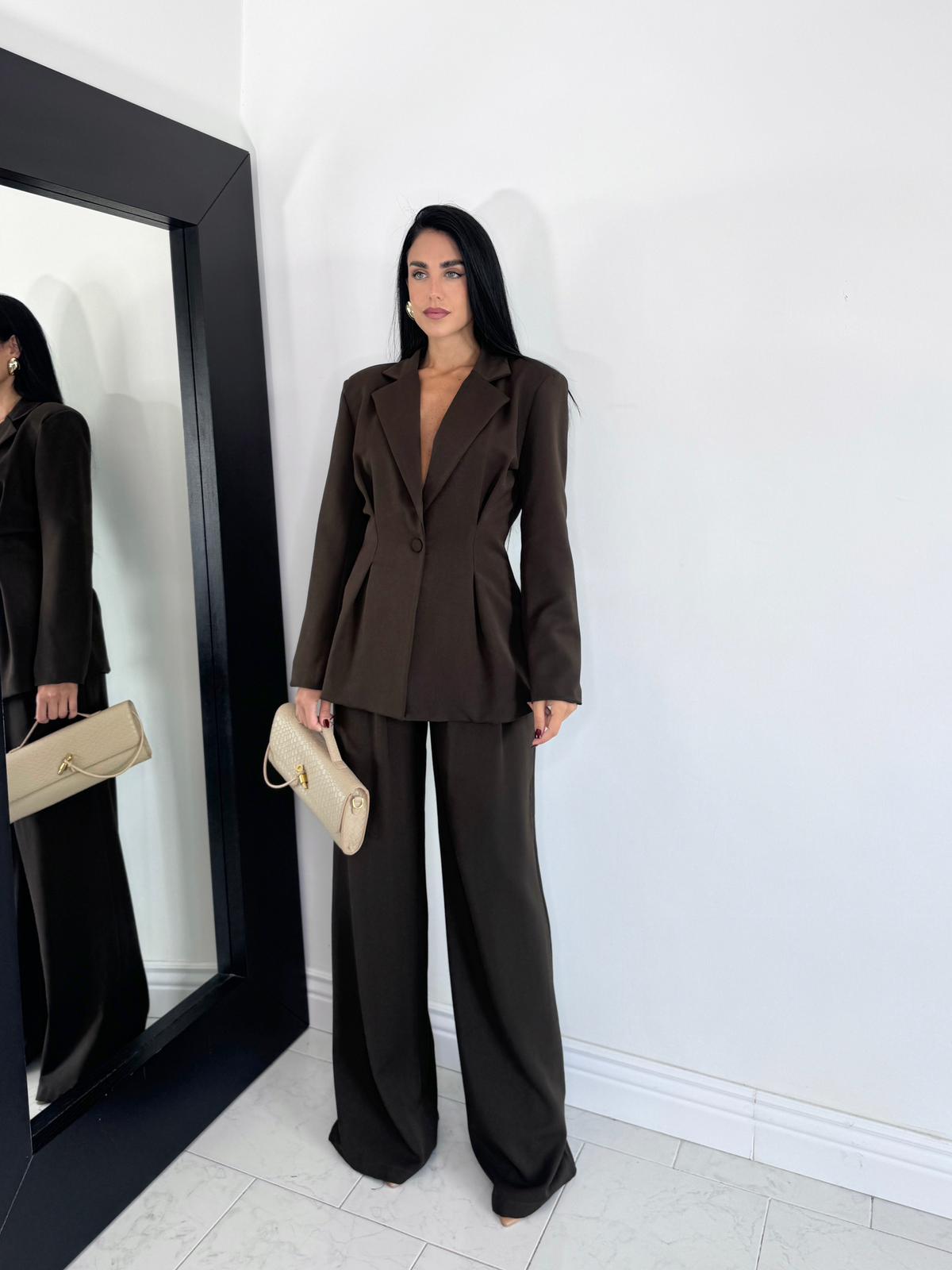 Pre ordine Tailleur royal marrone