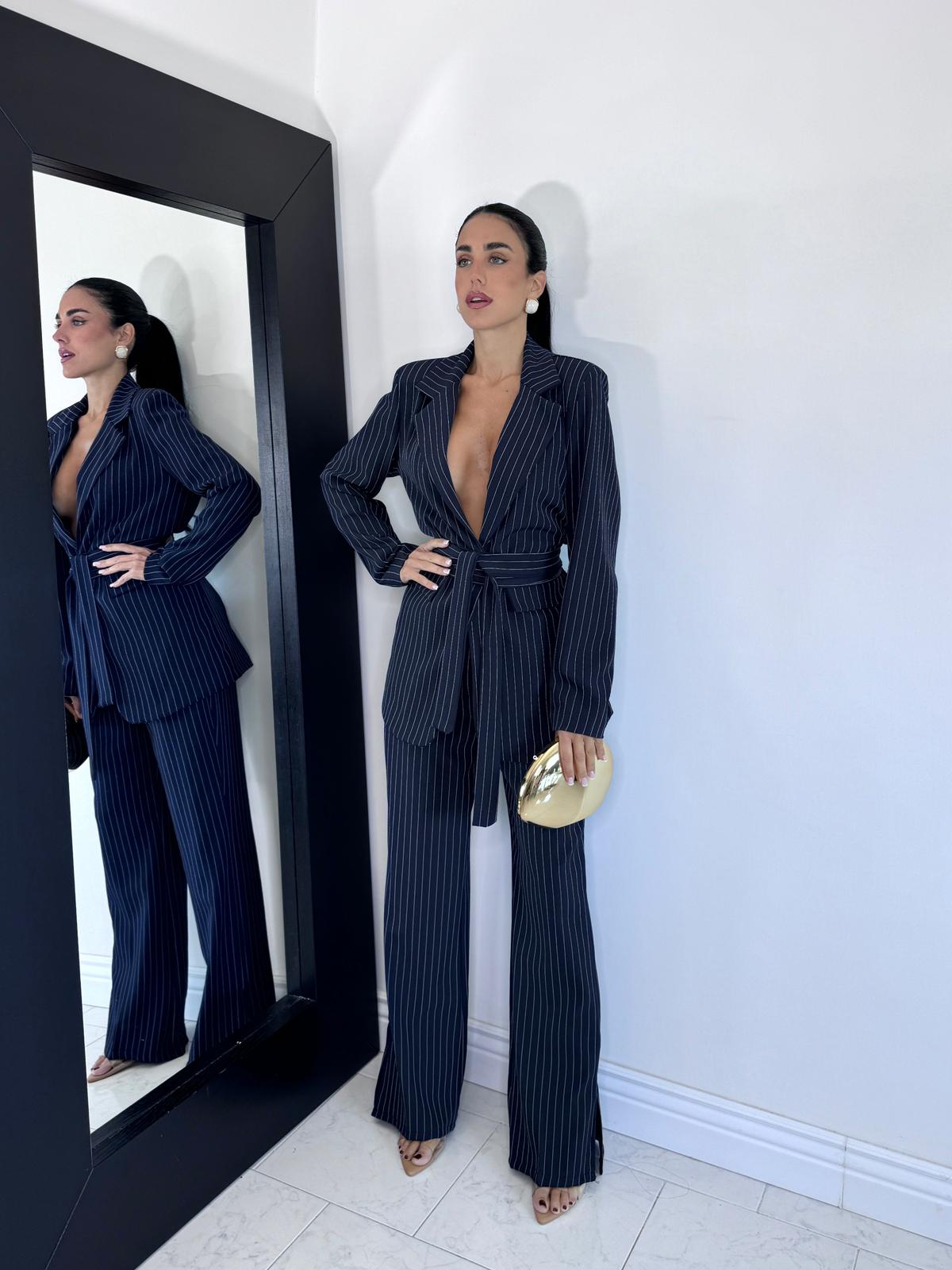 Tailleur gessato blu