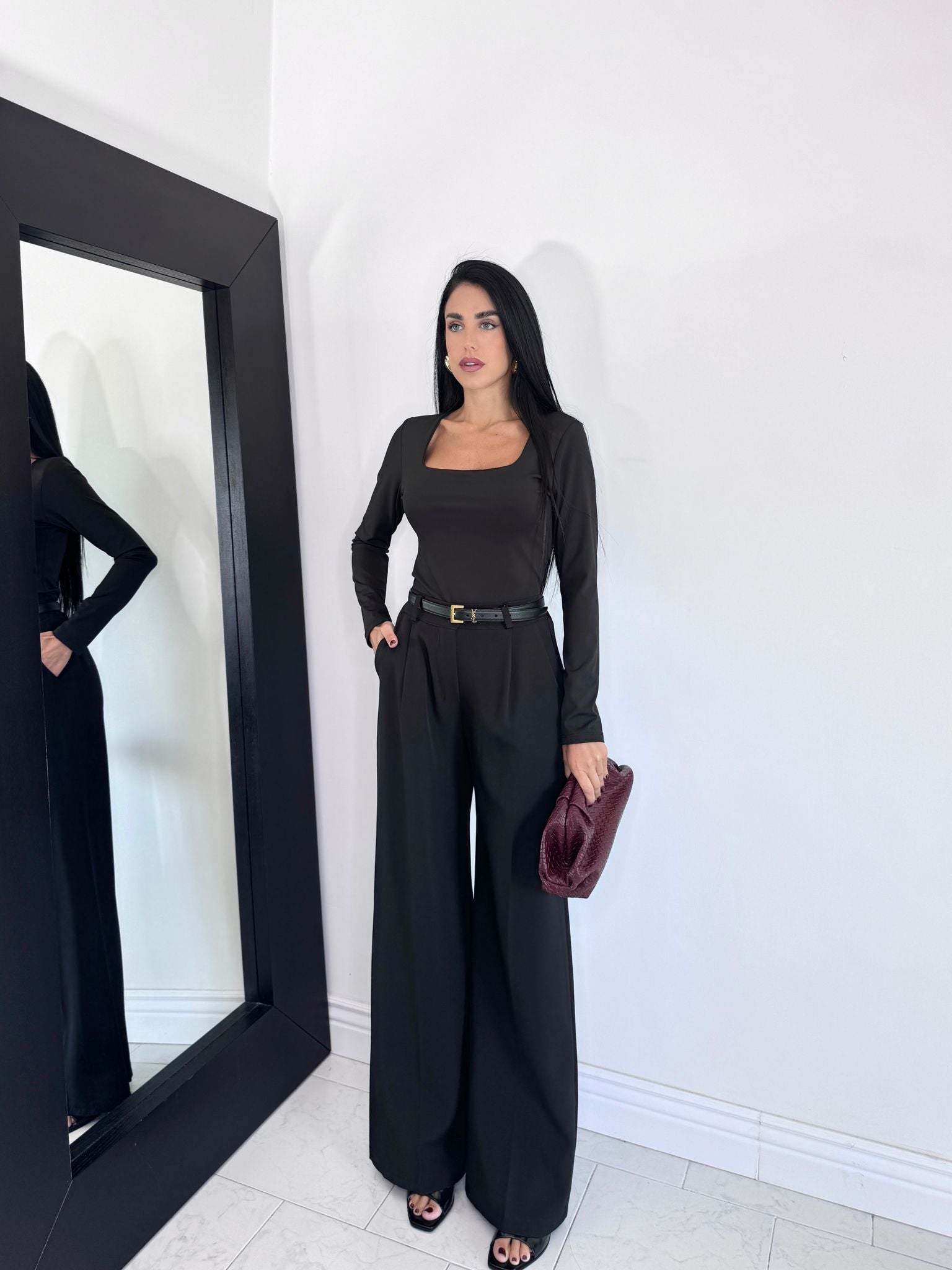 Body scollo quadrato nera