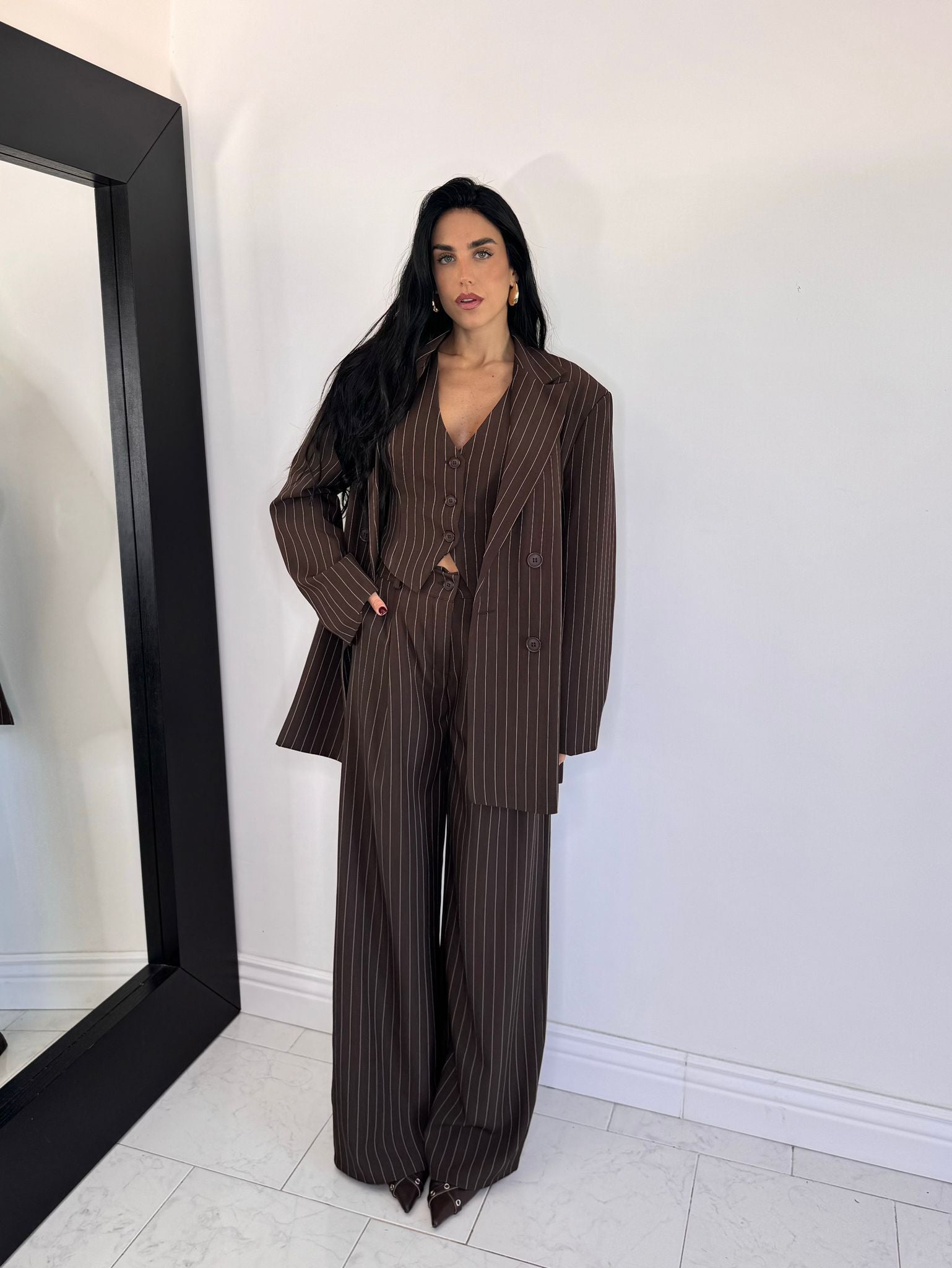 Tailleur tre pezzi marrone