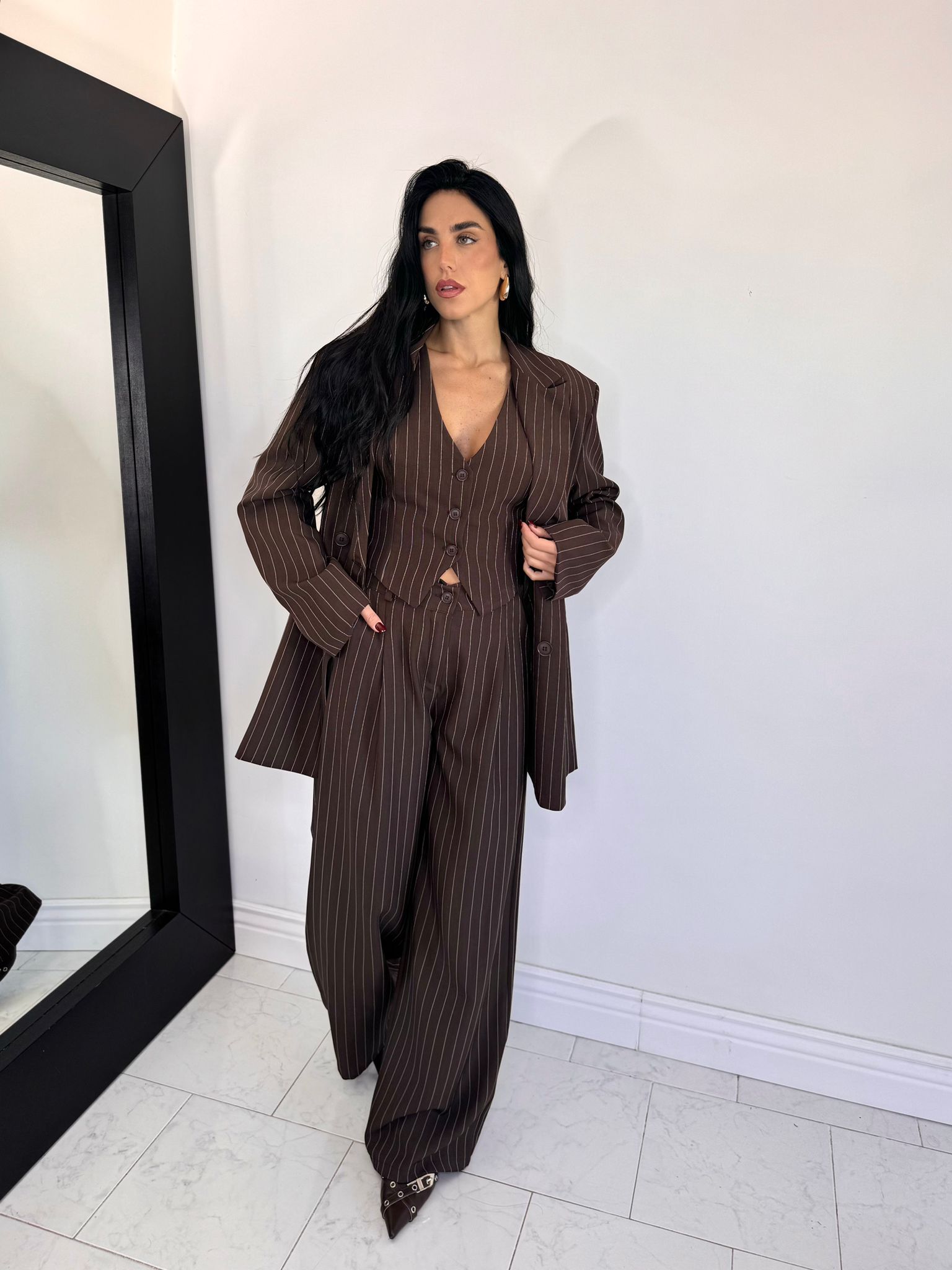 Tailleur tre pezzi marrone